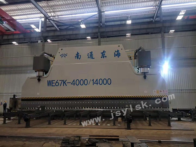 WE67K-4000/14000大型数控折弯机 WE67K-4000/14000大型数控折弯机